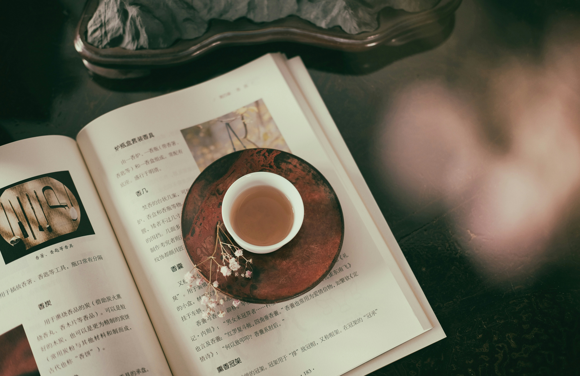 oriento-LQfQ-nhS9A8-unsplash.jpg